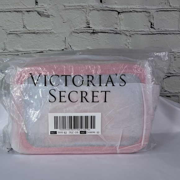 VICTORIA’S SECRET SIGNATURE LOGO NESTING 3-PIECE BAG SET - Picture 15 of 16